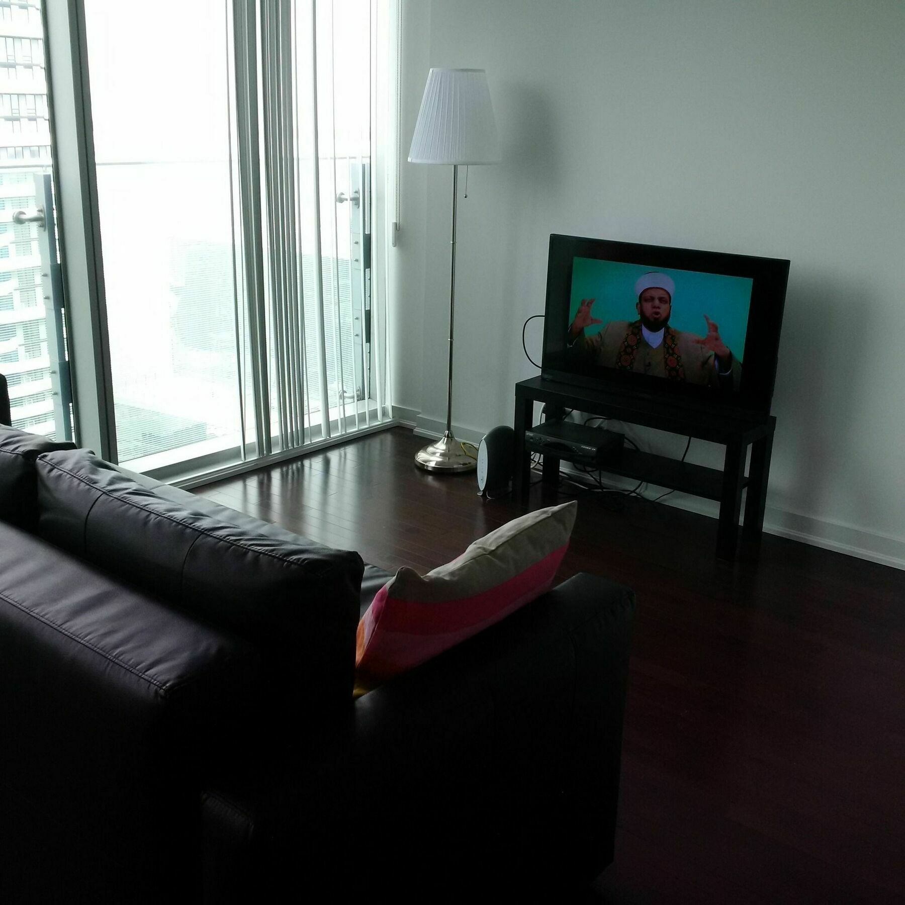 טורונטו Trinity Suites - Condo On York Street מראה חיצוני תמונה