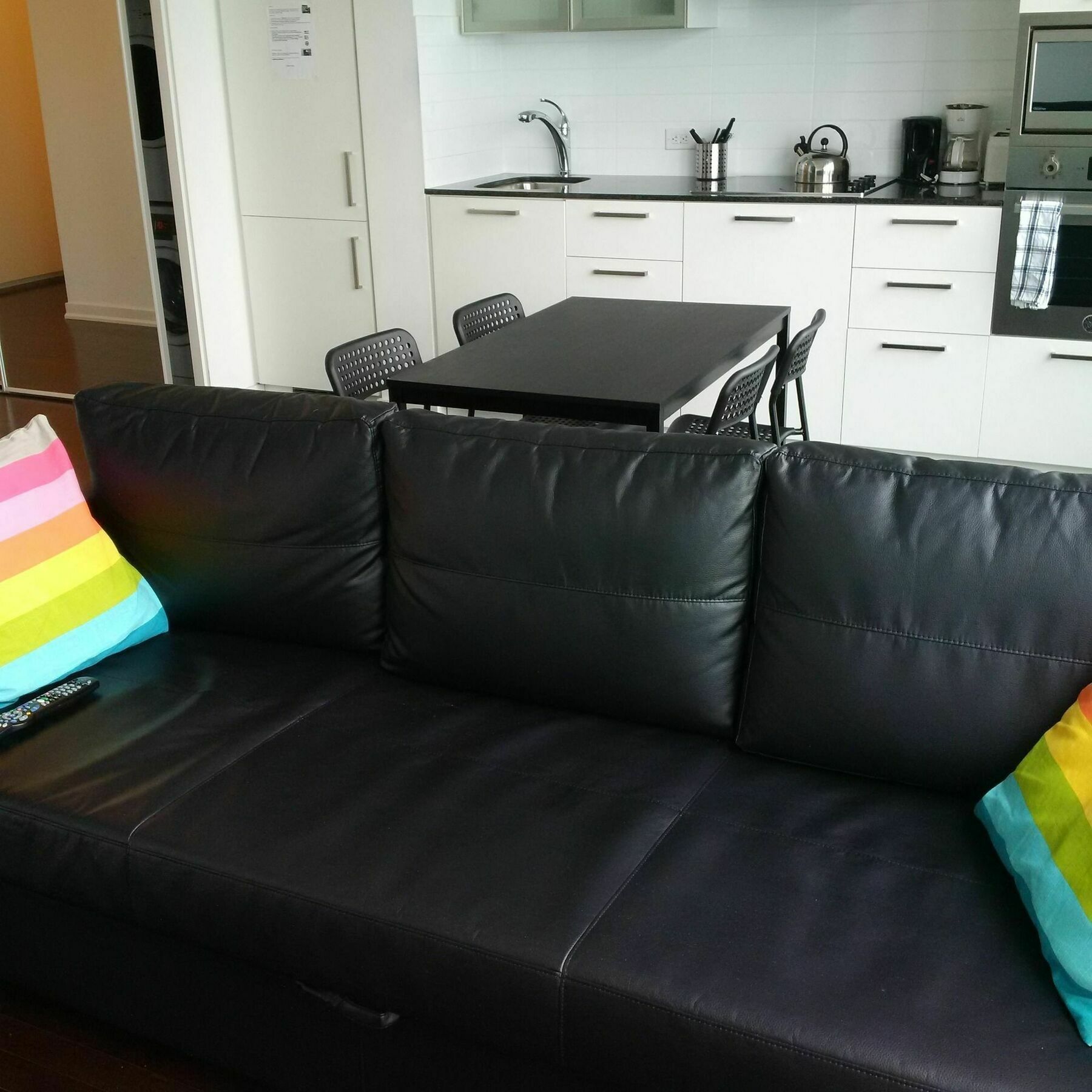 טורונטו Trinity Suites - Condo On York Street מראה חיצוני תמונה